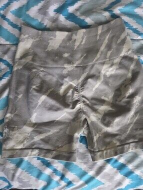 Darc Sport Beige Camo Seamless Bike Shorts